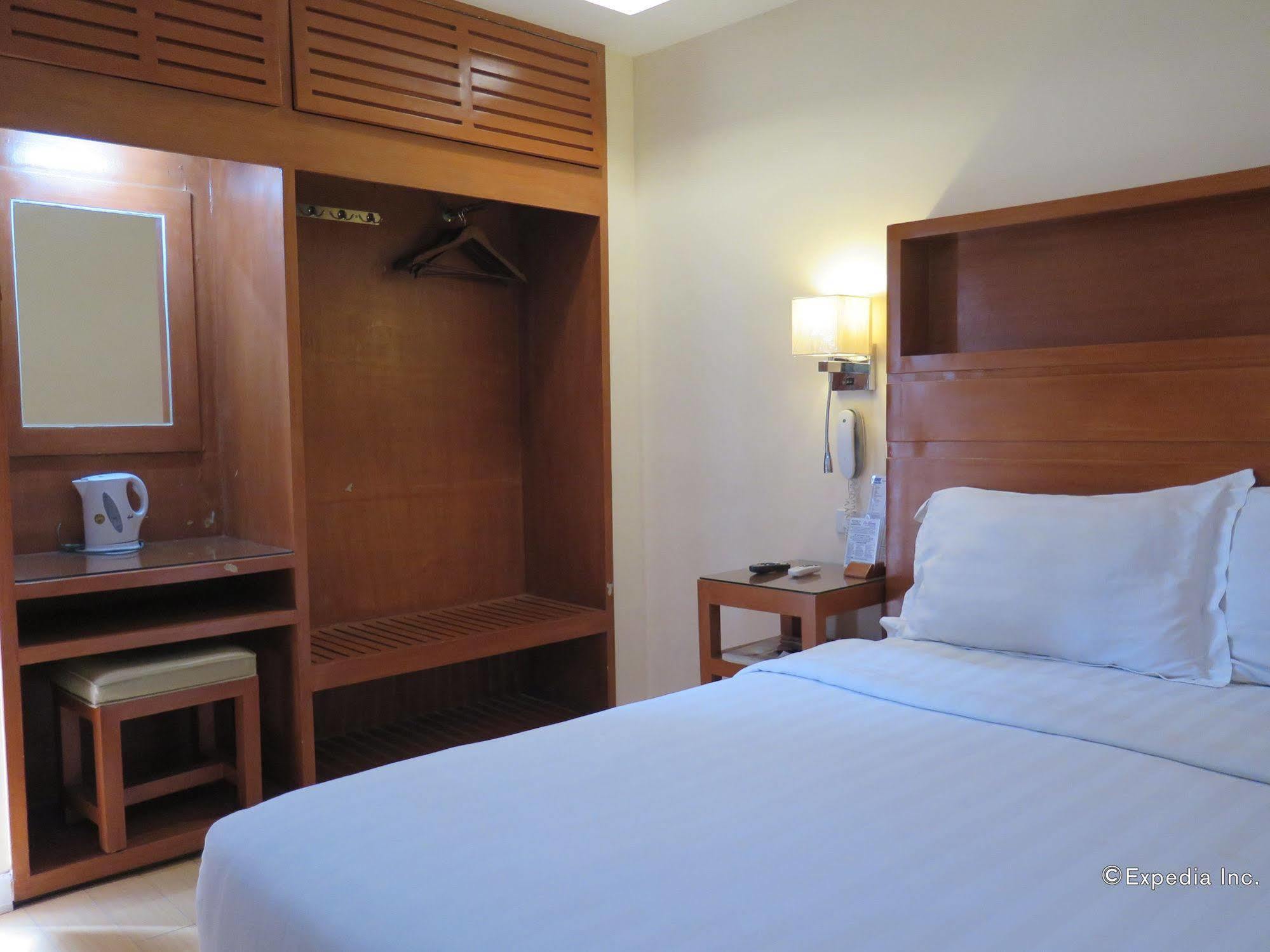 La Gloria Residence Inn Cebu Dış mekan fotoğraf